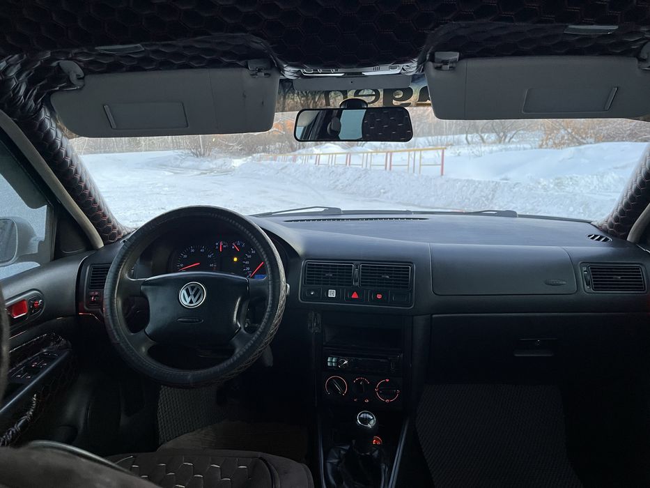 Продам гольф 4 2001 год 1.4 16v