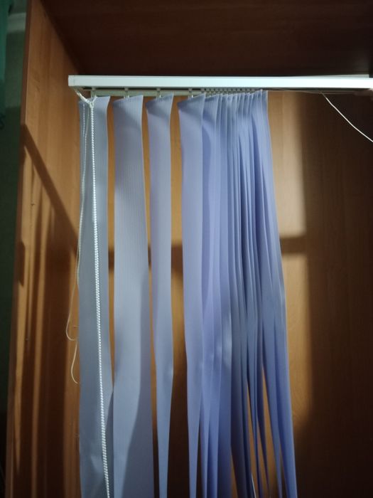 Продам жалюзи светло сиреневые