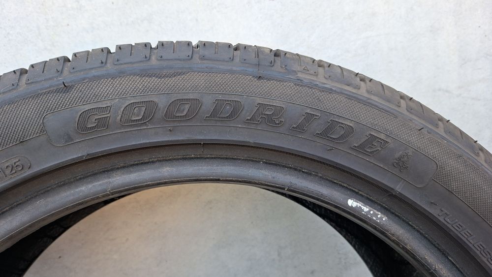 Летни гуми 215 50 17 Goodride 0125