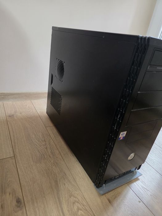 Настолен компютър Windows 10 лицензиран