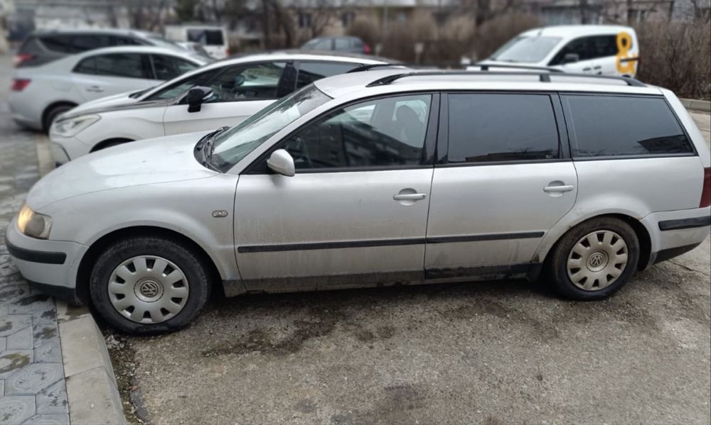 Passat B5 din 1998 1.6 benzina