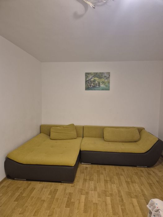 Vand canapea!producator kika!stare foarte foarte buna!