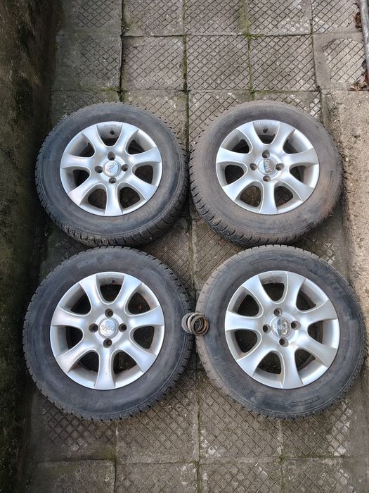 Джанти DBV KBA47591 5.5J 14" ET35 с гуми Riken 185/65 R14 86T