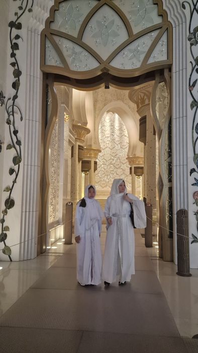 Продаю Абаи набор Мать и Дочь