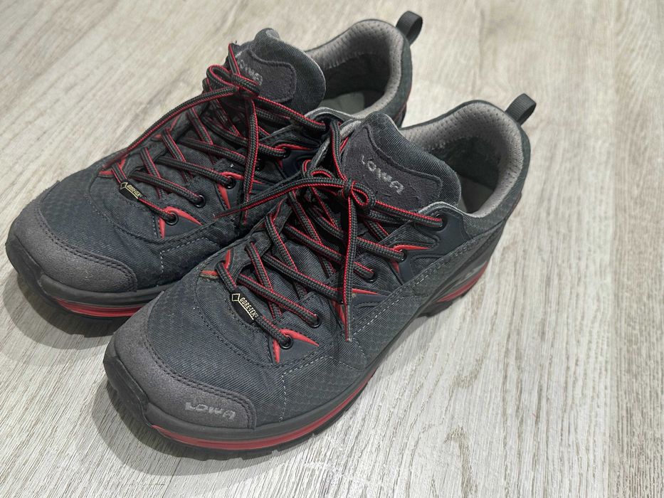 Туристически обувки Lowa FERROX GTX LO