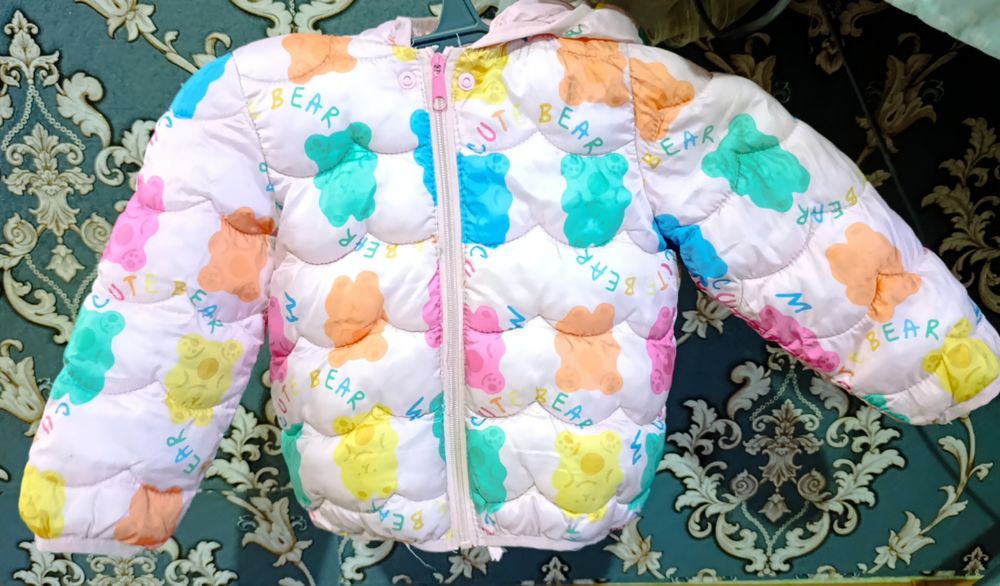 Тонкие курточки на девочку