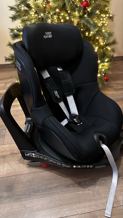 Детско столче за кола Britax Romer Dualfix M i-SIZE