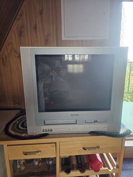 Продаю телевизор
