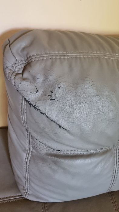 Разтегателен диван