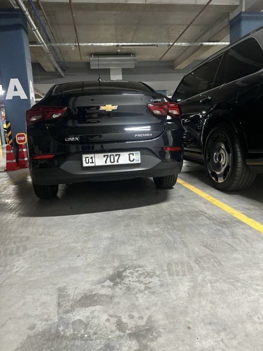 Onix premier ideal xolatda