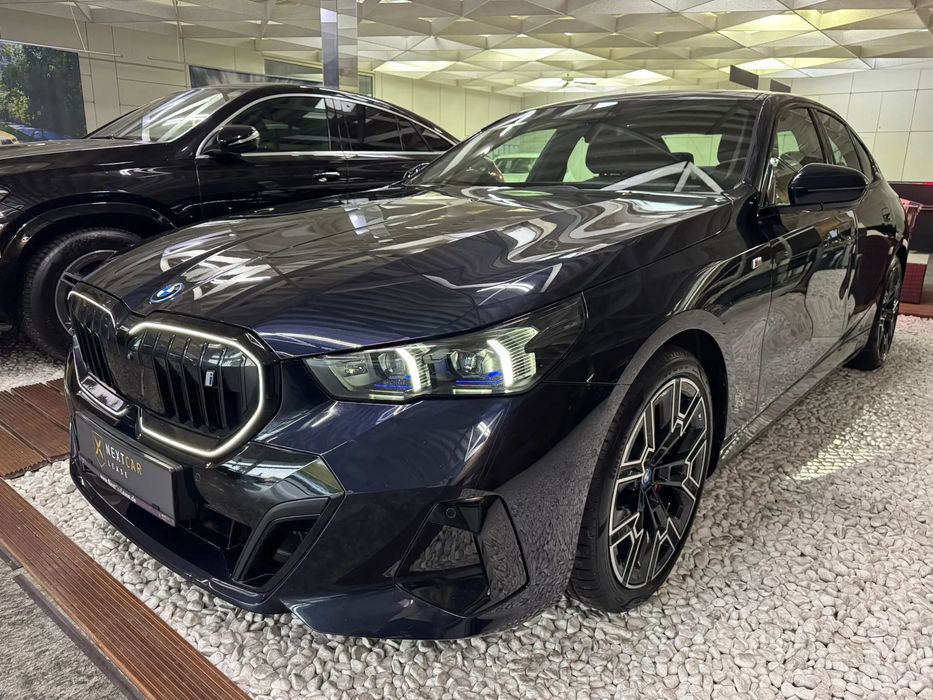 BMW i5
