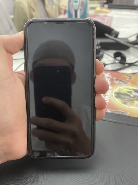 Айфон 11 128 гб.