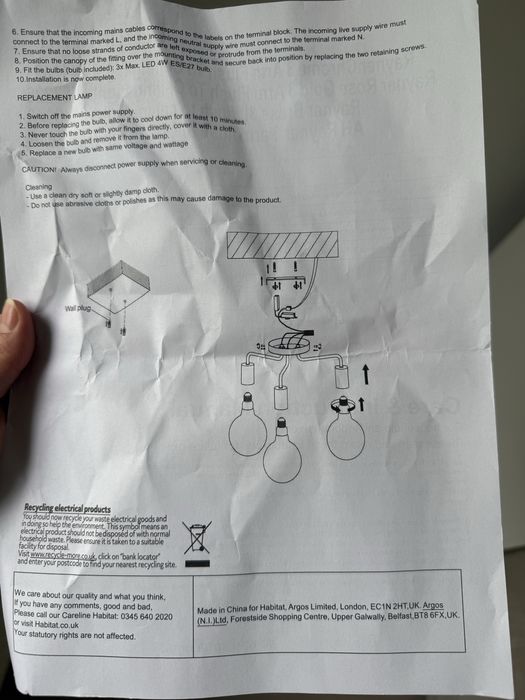 Lustră aurie 3 lămpi