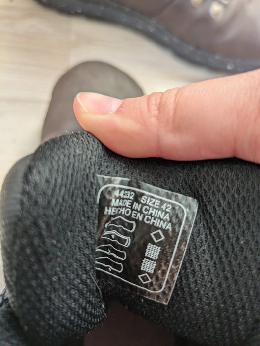 Ботинки 41-42 размер