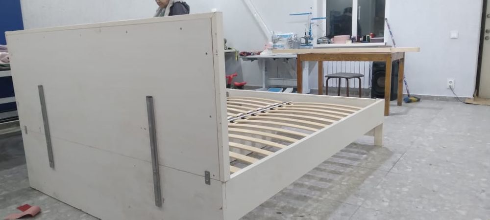 Кровать Шатура..