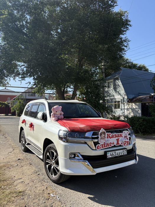 Тайота Ланд Крузер 200