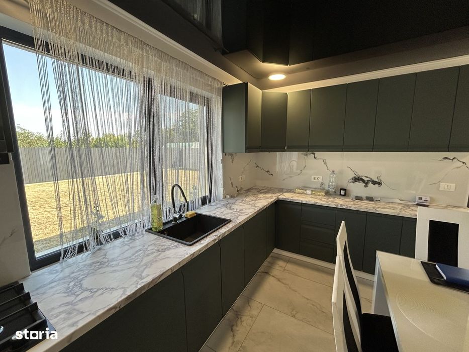 Vand vila noua LUX, an constr.2024,in Manduloc,la cheie.st.470 mp.