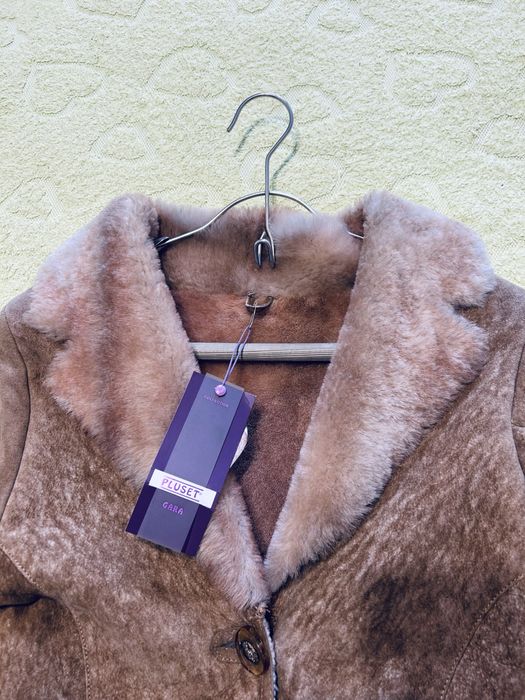 Продам турецкую дубленку новую.