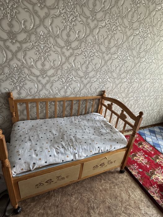Детская кроватка