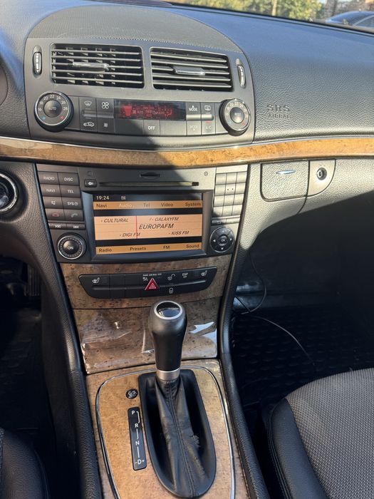Mercedes-Benz W211 E 220 CDI Avantgarde