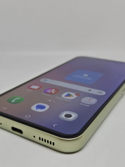 Samsung Galaxy A54 5G 128Gb/8Ram + Подарък кейсове и  Протектори