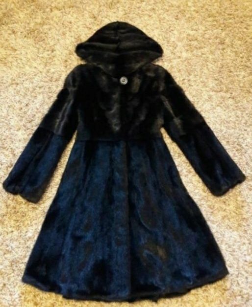 Продам норковую шубу