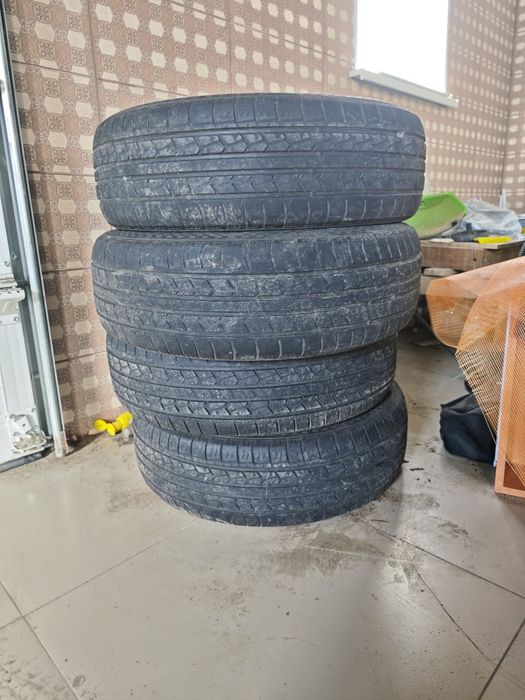 Продам шины 225/70 r16