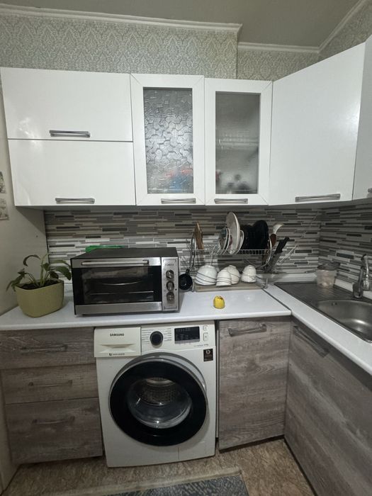 Кухинний гарнитур