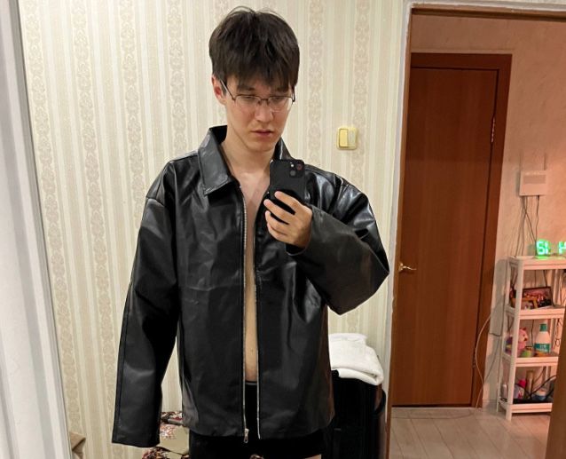 Кожаная куртка оверсайз