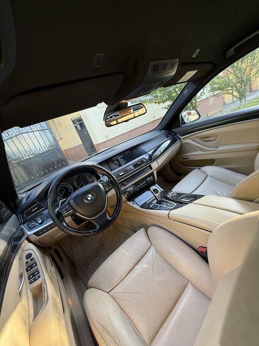 BMW F10 seria 5 3.0D 5 butoane