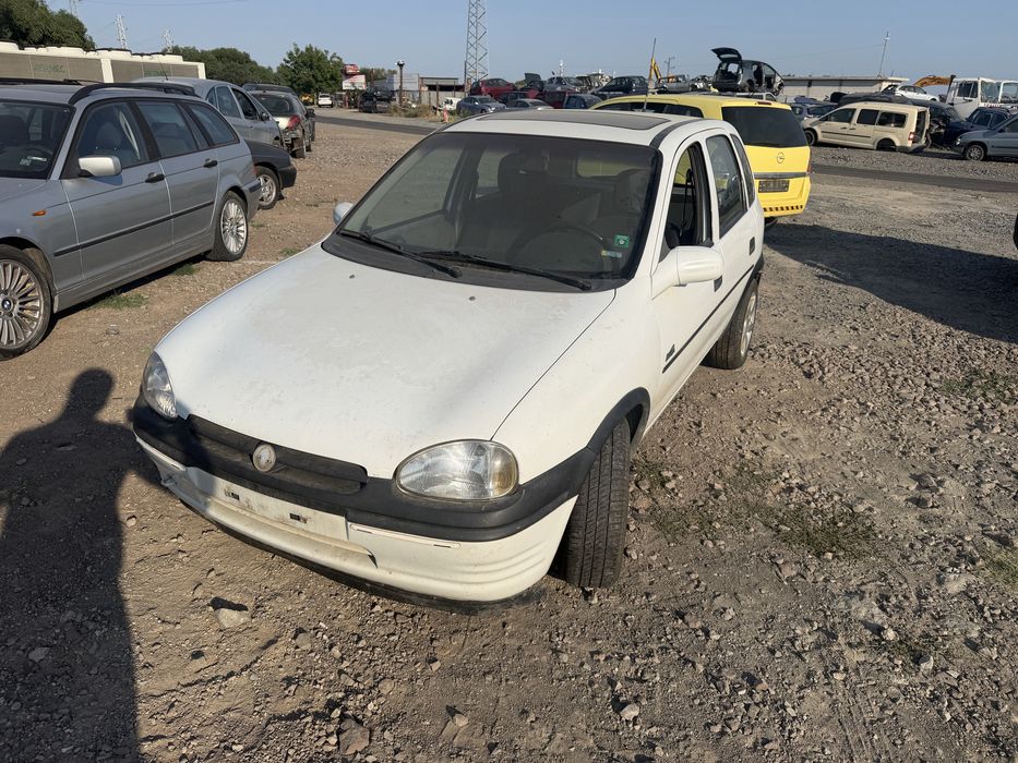Opel Corsa B 1.2 бензин 45 к.с. на части
