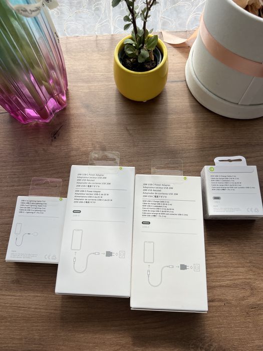 Cablu iPhone lighting si USB C