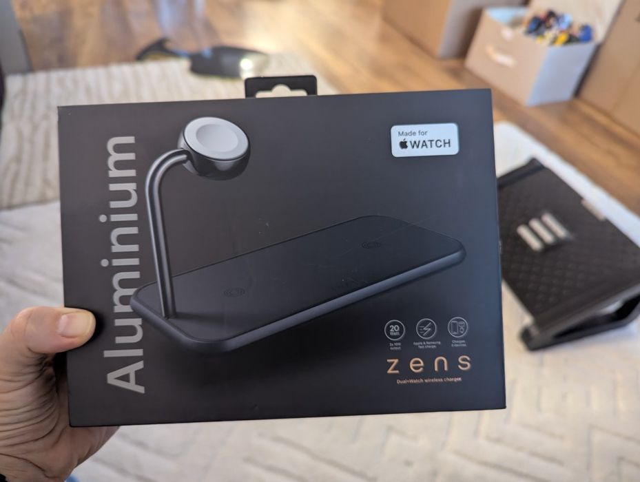 Зарядно Wireless Magnetic IPhone, IPods & Apple Watch