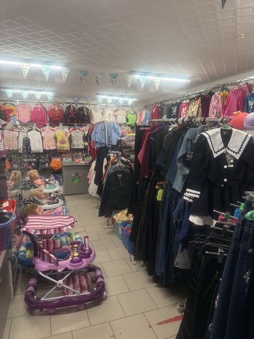 Распродажа летних топов и маечек.