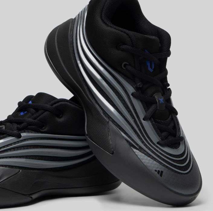 Кроссовки Adidas