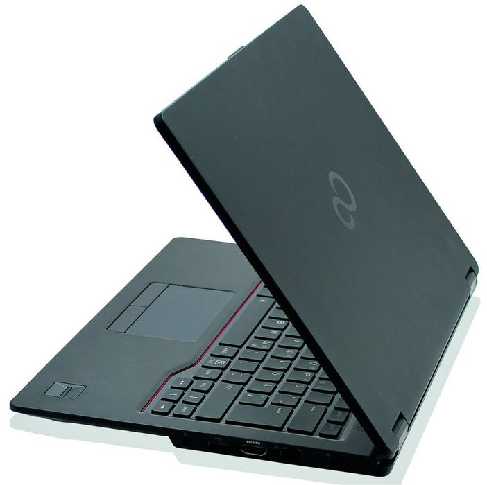 Laptop Fujitsu U749 – i7-8665U / 16GB RAM / SSD 512GB