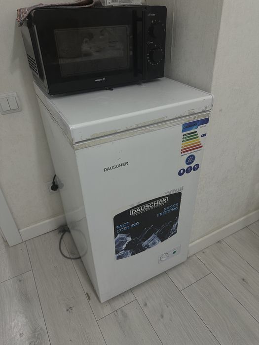 Продам морозильник