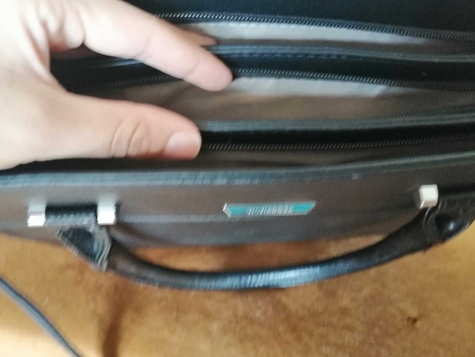 Продавам дамска чанта