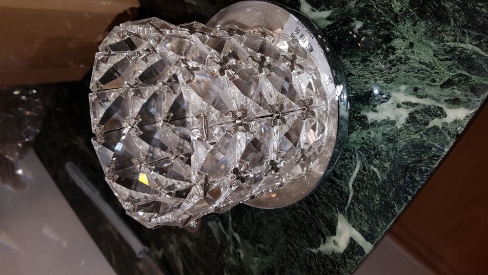 De vanzare aplica de cristal 3 buc