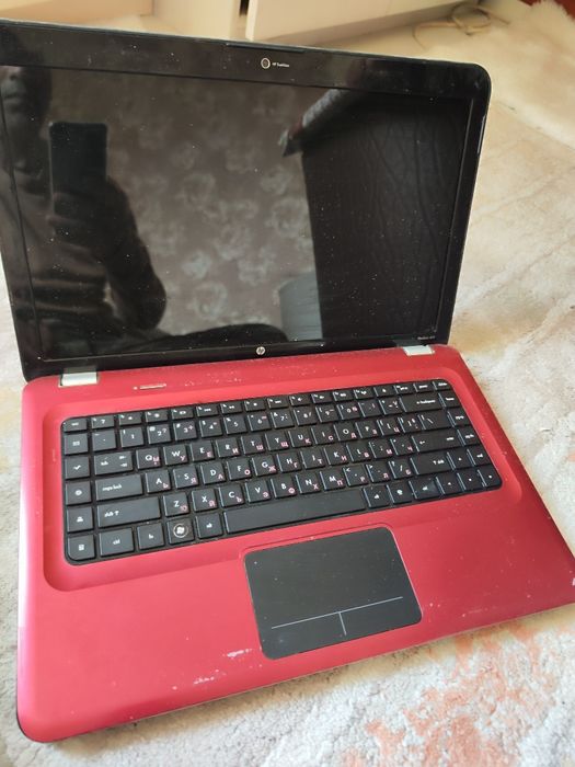 Около 50 лаптопа за части