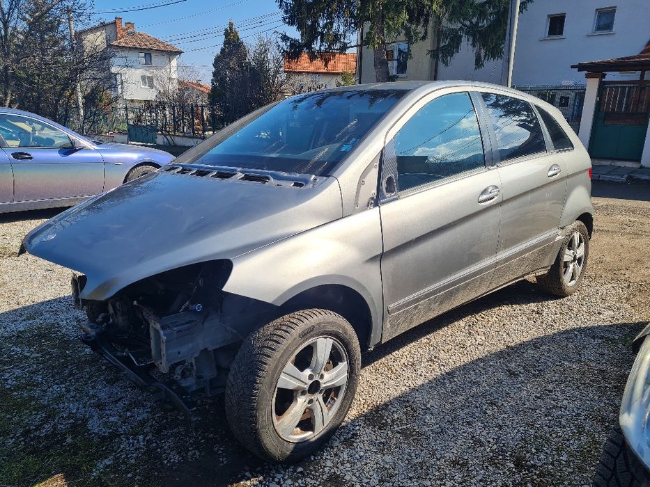 Мерцедес W245 Б класа