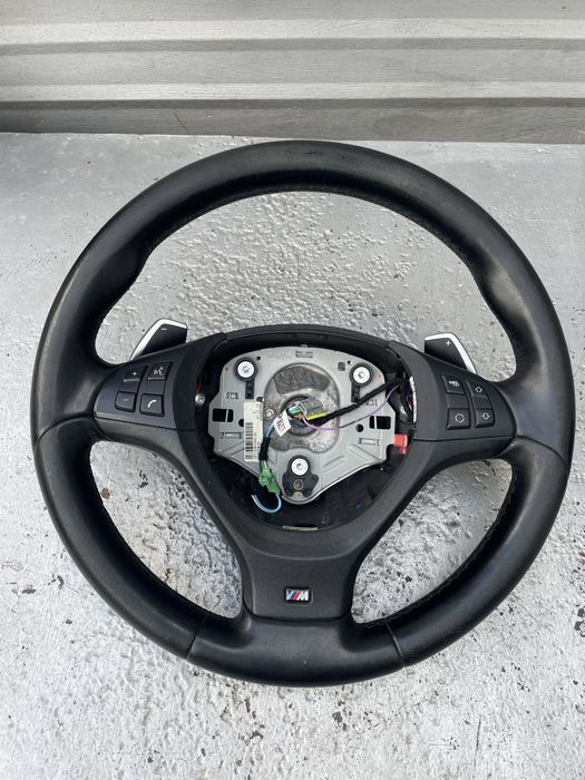 М волан с пера БМВ Х5/ Х6, Е70/ Е71 (m volan bmw e70)