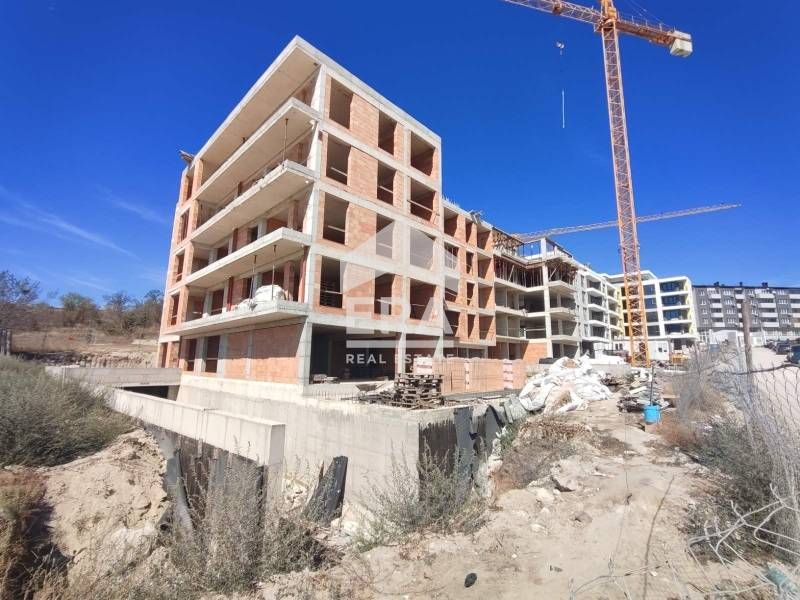 Продава се Двустаен апартамент в Варна, Владислав Варненчик - 69 кв.м за 680 €/кв.м - Снимка #7