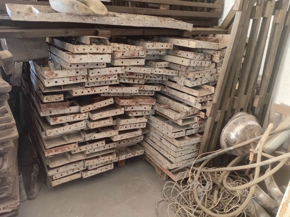 Продам опалубку металическая