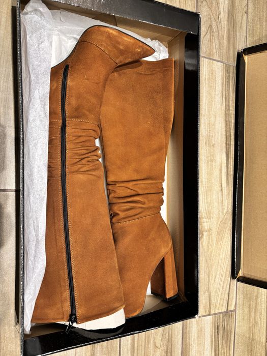 Дамски ботуши от естествен велур