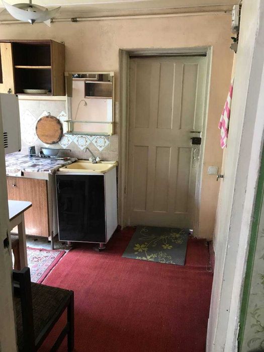 2 комнатный дом семейной паре на участке у ворот госпиталя 300 $