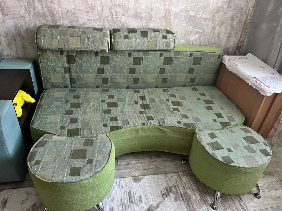 Отдам диван даром, самовывоз