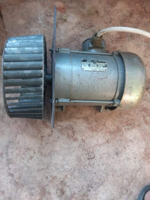Продам электродвигатель