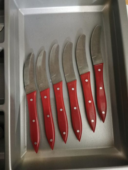 Set 6 cuțite masa