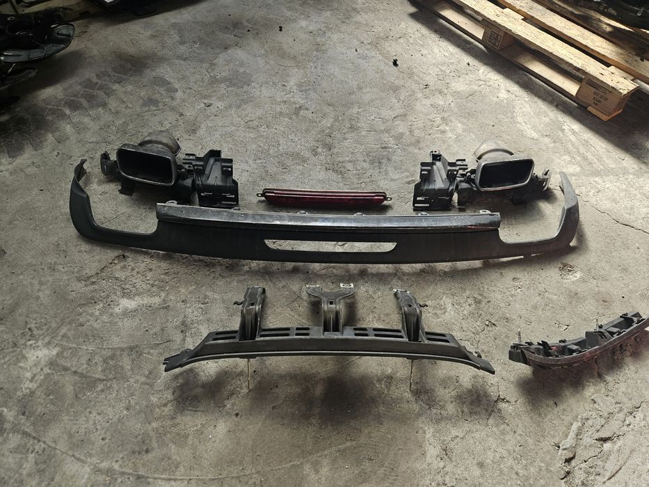 Добавка задна броня/дифузьор за Mercedes Cls w218 Amg line